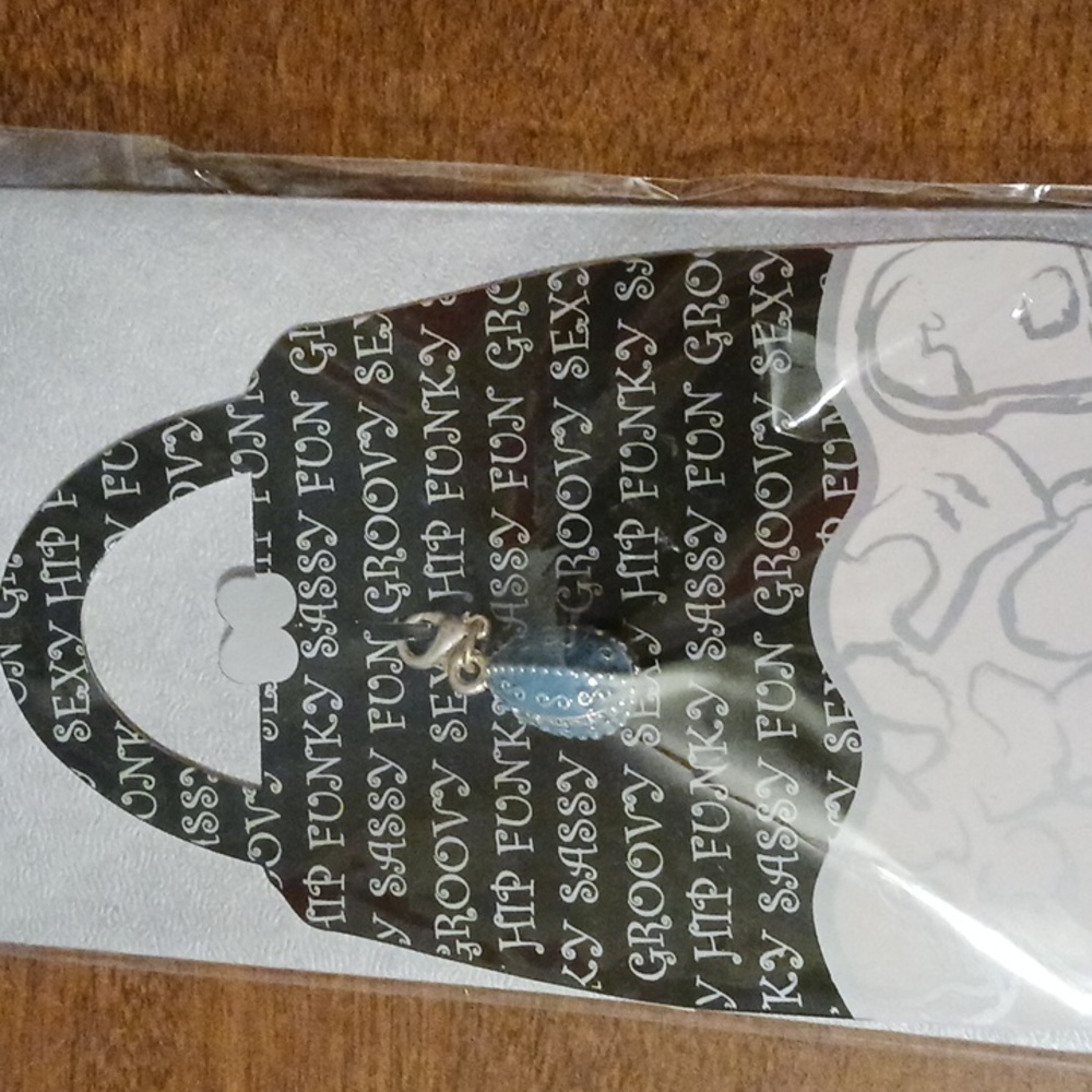 Charm - Picture 2 of 3